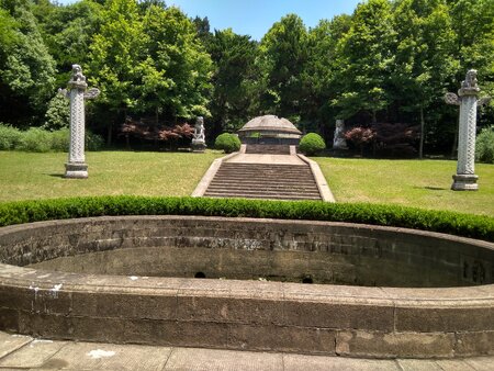 Dr. Sun Yat-sen's Mausoleum